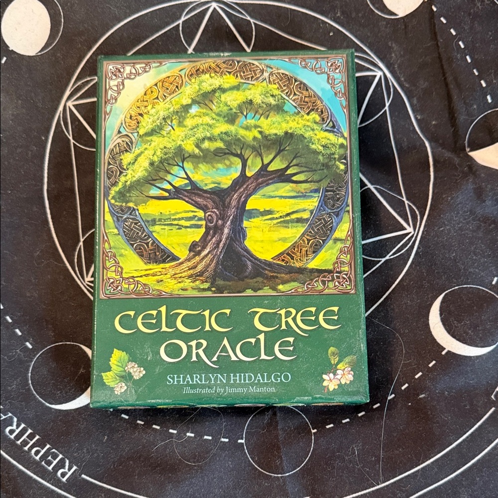 Celtic Tree Oracle Deck - Green